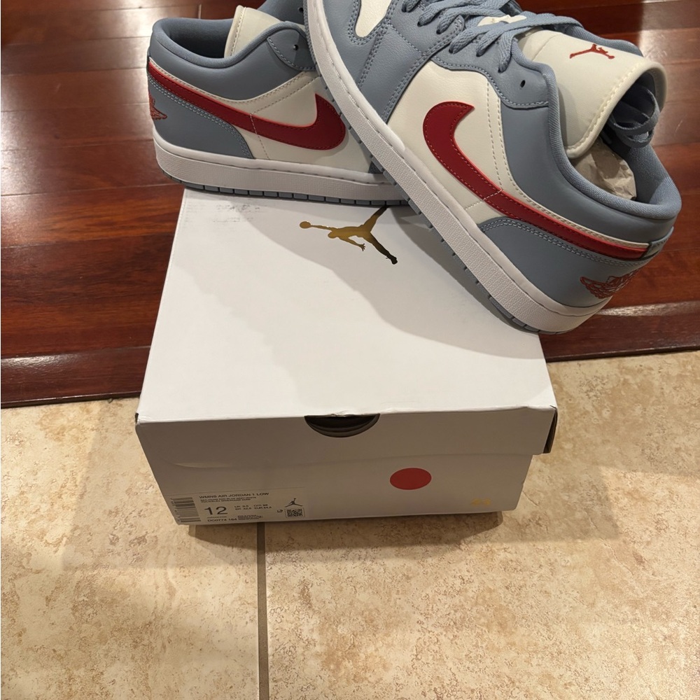 Nike Sneakers women’s in Red, blue, and white (Air Jordans)